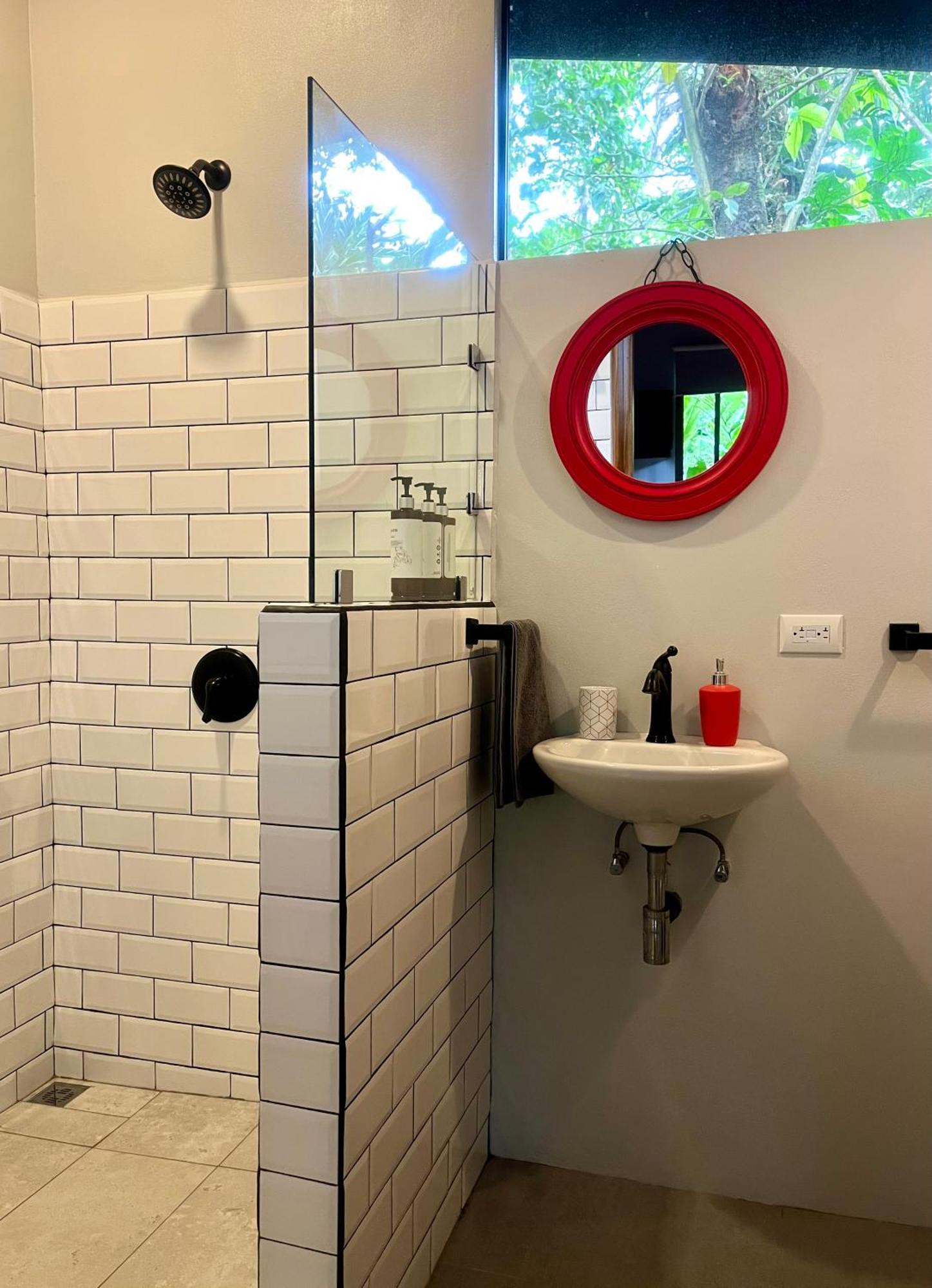 Industrial Studio With Private Jacuzzi Uvita Extérieur photo